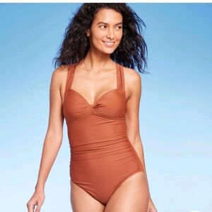 Women's Twist-Front Shirred Full Coverage 1 Piece Swimsuit - Kona Sol Brown M